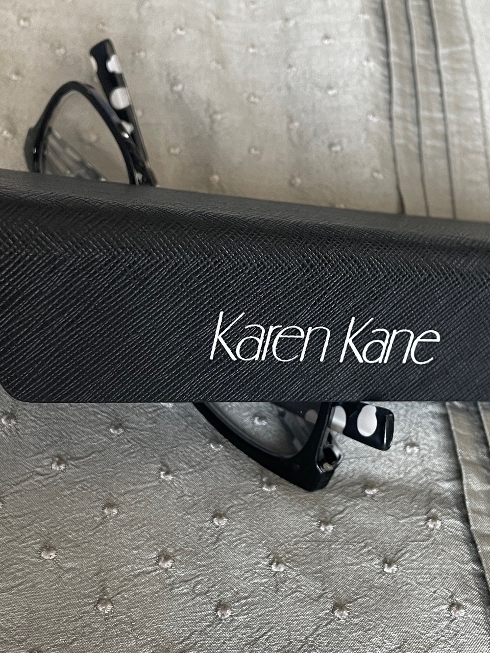 Karen Kane Triangular Foldable Black Glasses Case